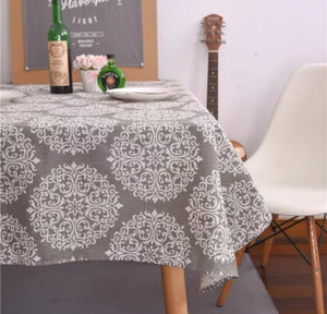 Tablecloths (8-10 Seater)